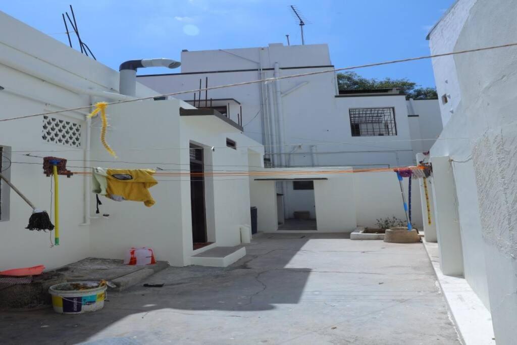 Heritage Home With 3 Bed/3 Bath With Kitchen In A Residential Neighborhood. Madurai Exterior photo