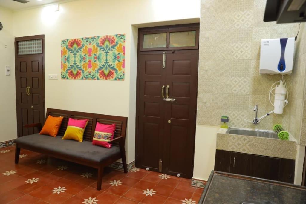 Heritage Home With 3 Bed/3 Bath With Kitchen In A Residential Neighborhood. Madurai Exterior photo