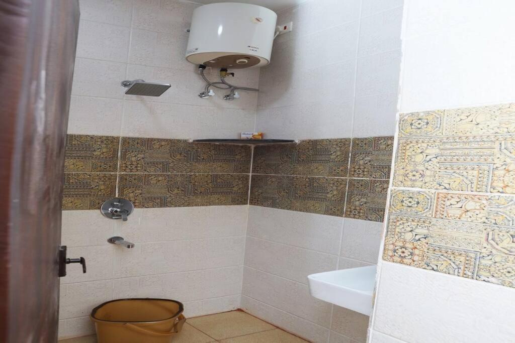 Heritage Home With 3 Bed/3 Bath With Kitchen In A Residential Neighborhood. Madurai Exterior photo