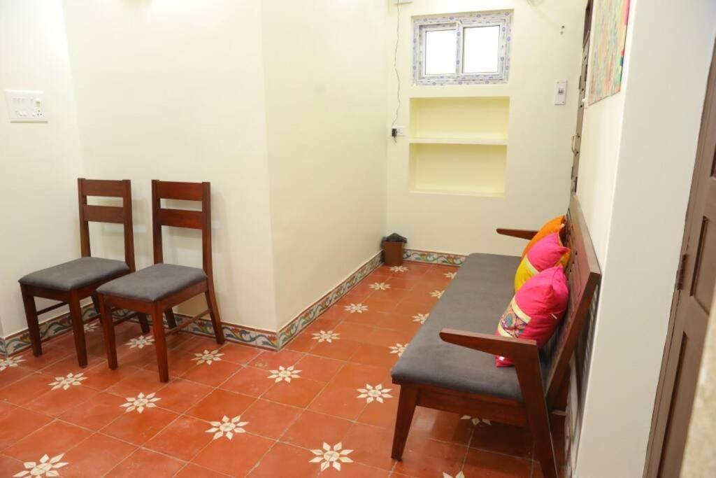 Heritage Home With 3 Bed/3 Bath With Kitchen In A Residential Neighborhood. Madurai Exterior photo