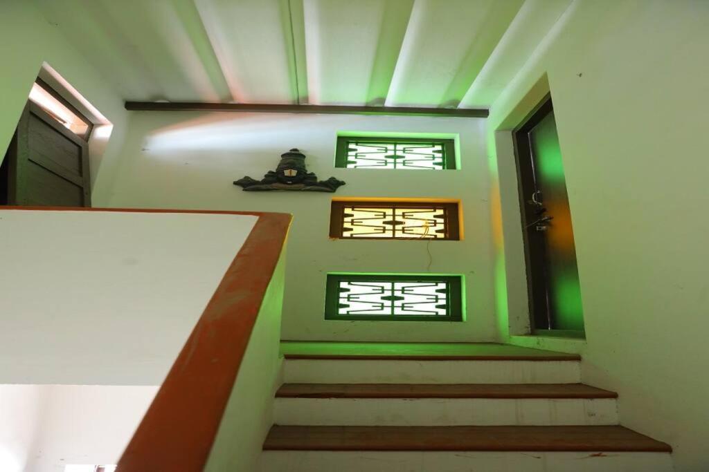 Heritage Home With 3 Bed/3 Bath With Kitchen In A Residential Neighborhood. Madurai Exterior photo